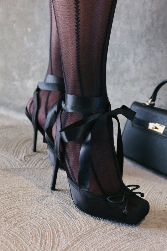 Cllaraa Talons à Lacets Style Ballerine - Noir