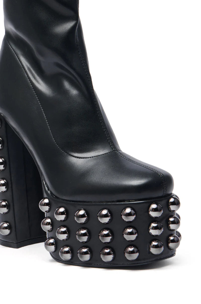 Bottines à plateforme noires cloutées gunmetal