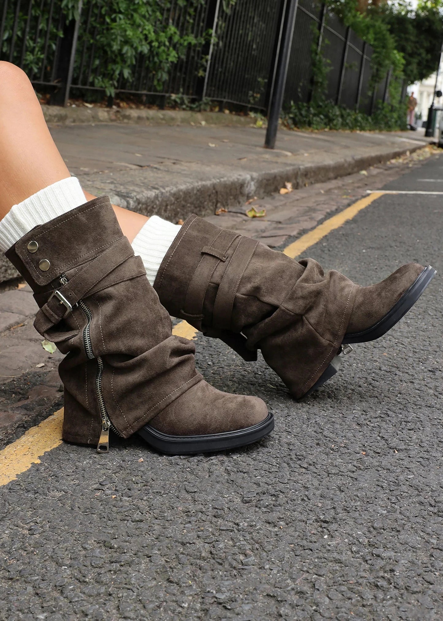 Bottes Chunky en Daim Kaki à Revers