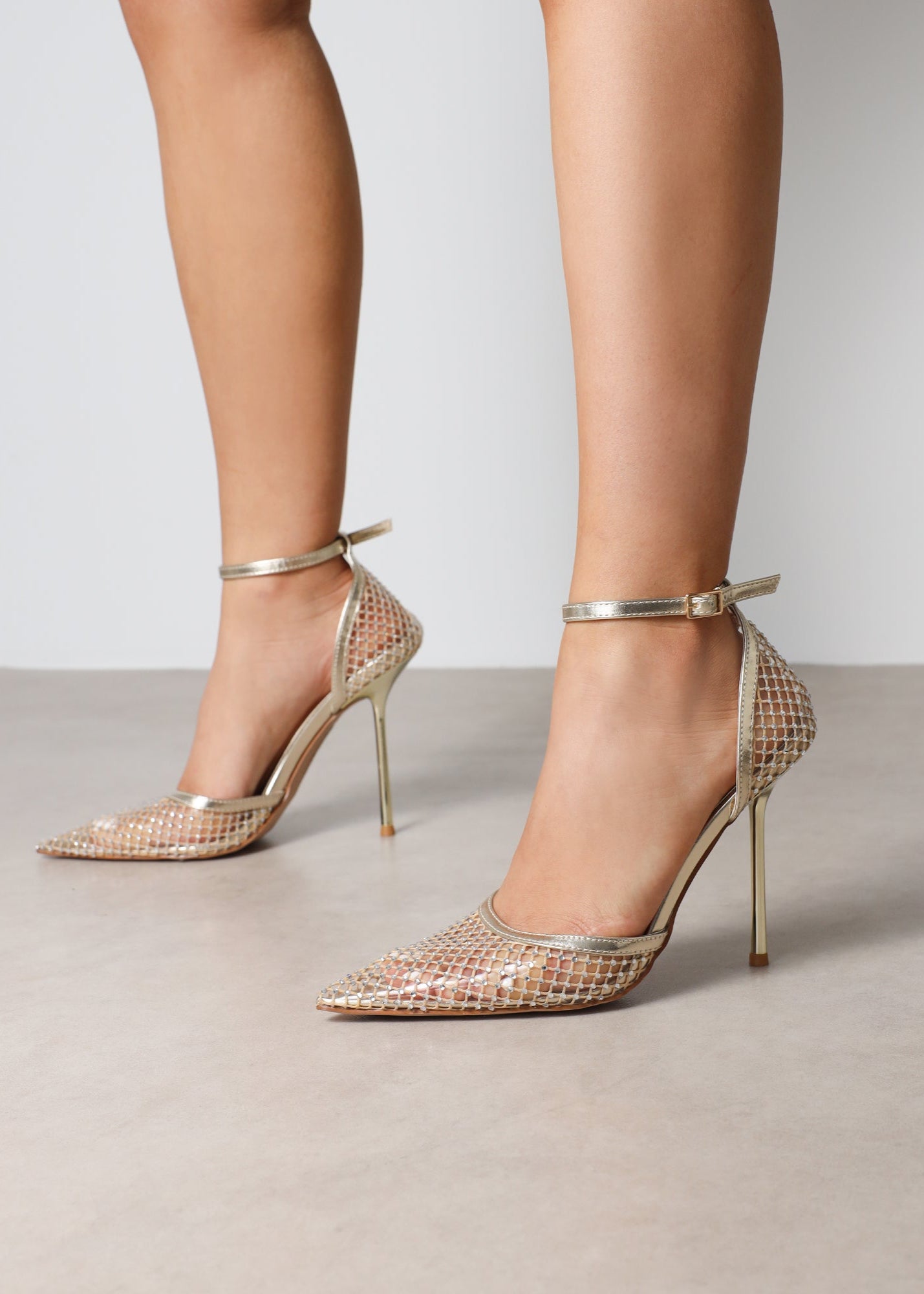 Sandales à Talon en Mesh Doré Orné de Strass