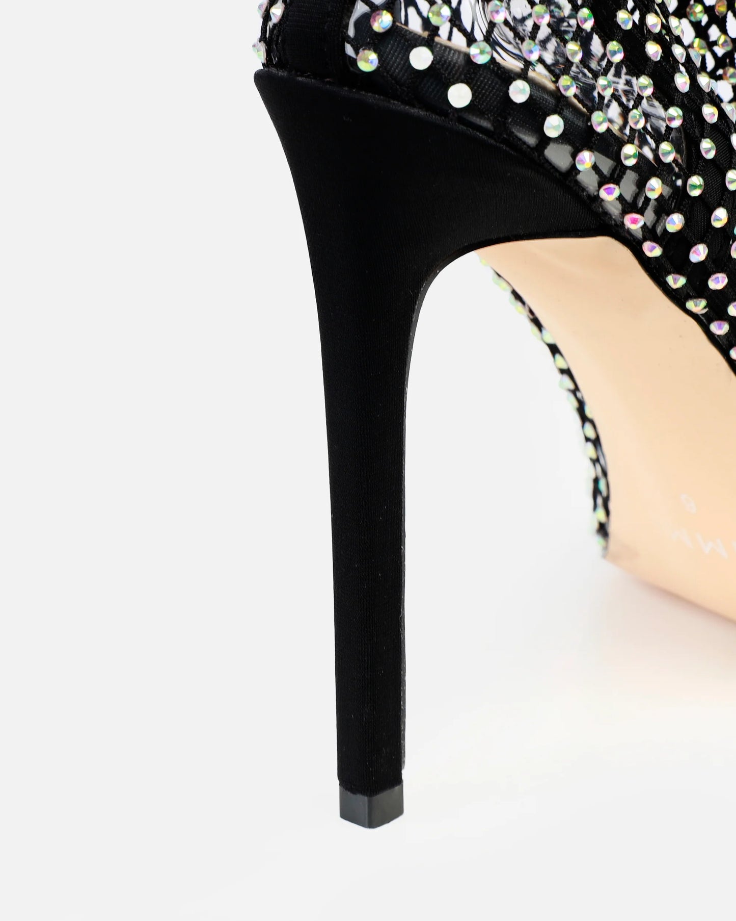 Escarpins Noirs en Résille Ornés de Strass