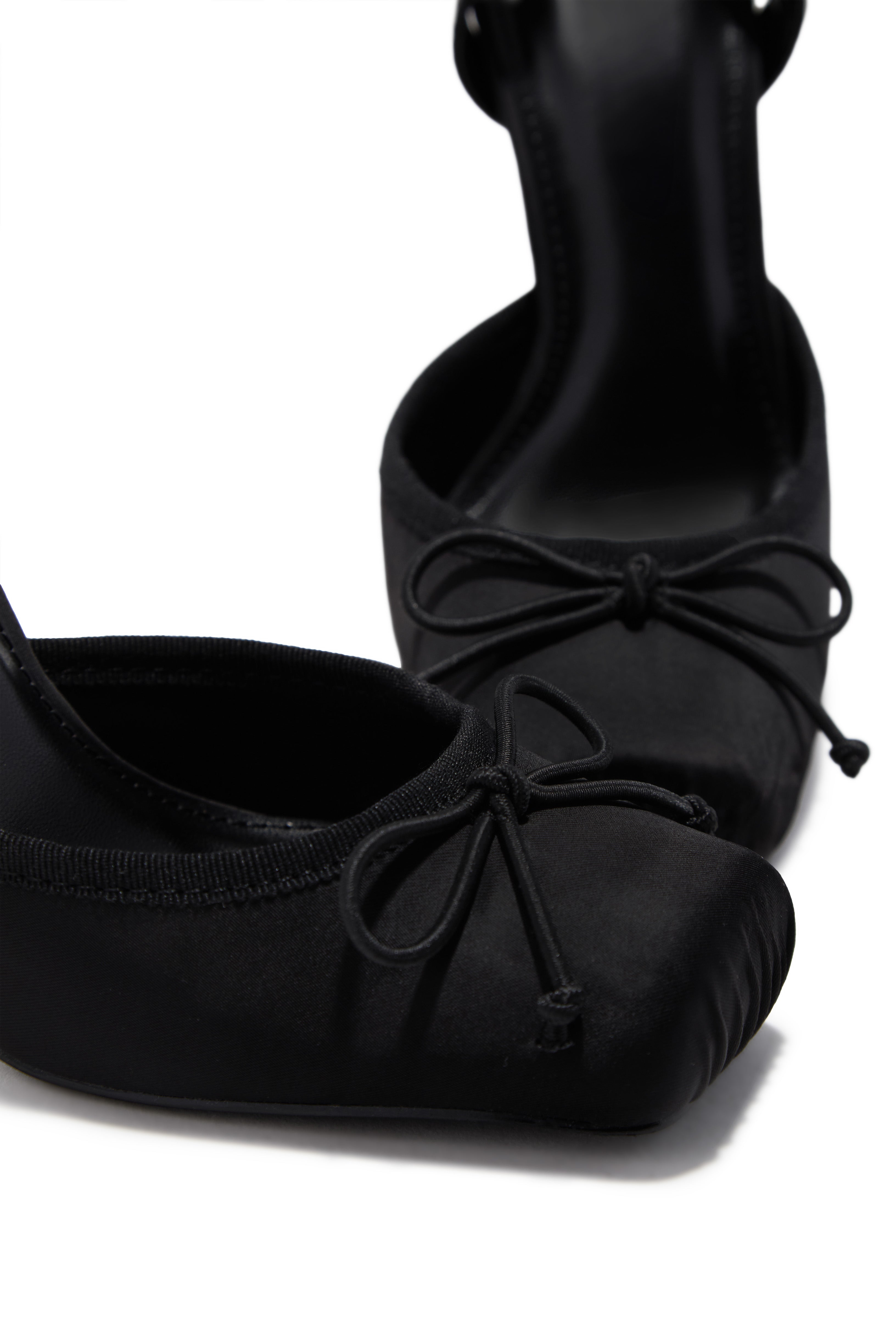 Cllaraa Talons à Lacets Style Ballerine - Noir