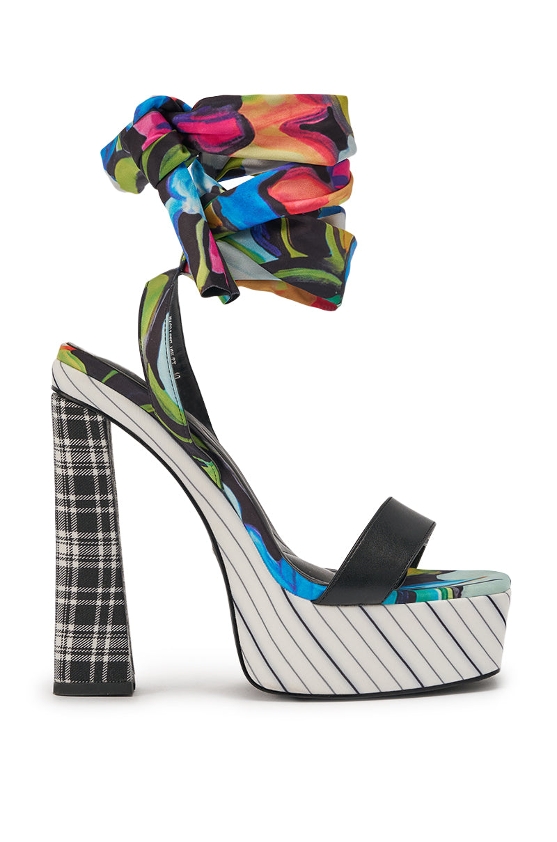 DESIGNER Céleste Sandales à Plateforme Chunky - Rayures Multi-Couleurs et Or