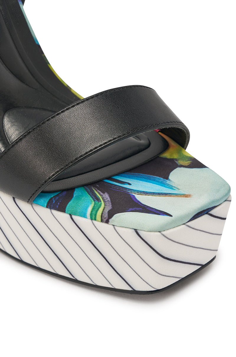 DESIGNER Céleste Sandales à Plateforme Chunky - Rayures Multi-Couleurs et Or