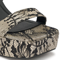 DESIGNER Juliette Sandales Chunky à Brides en Dentelle - Noir et Or