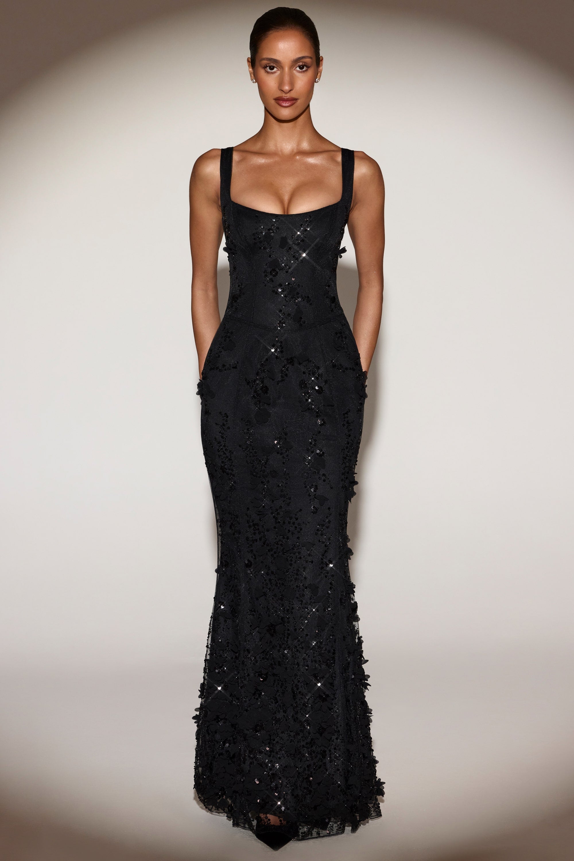 Vashinata Robe de Soirée Corsetée à Appliques - Noir
