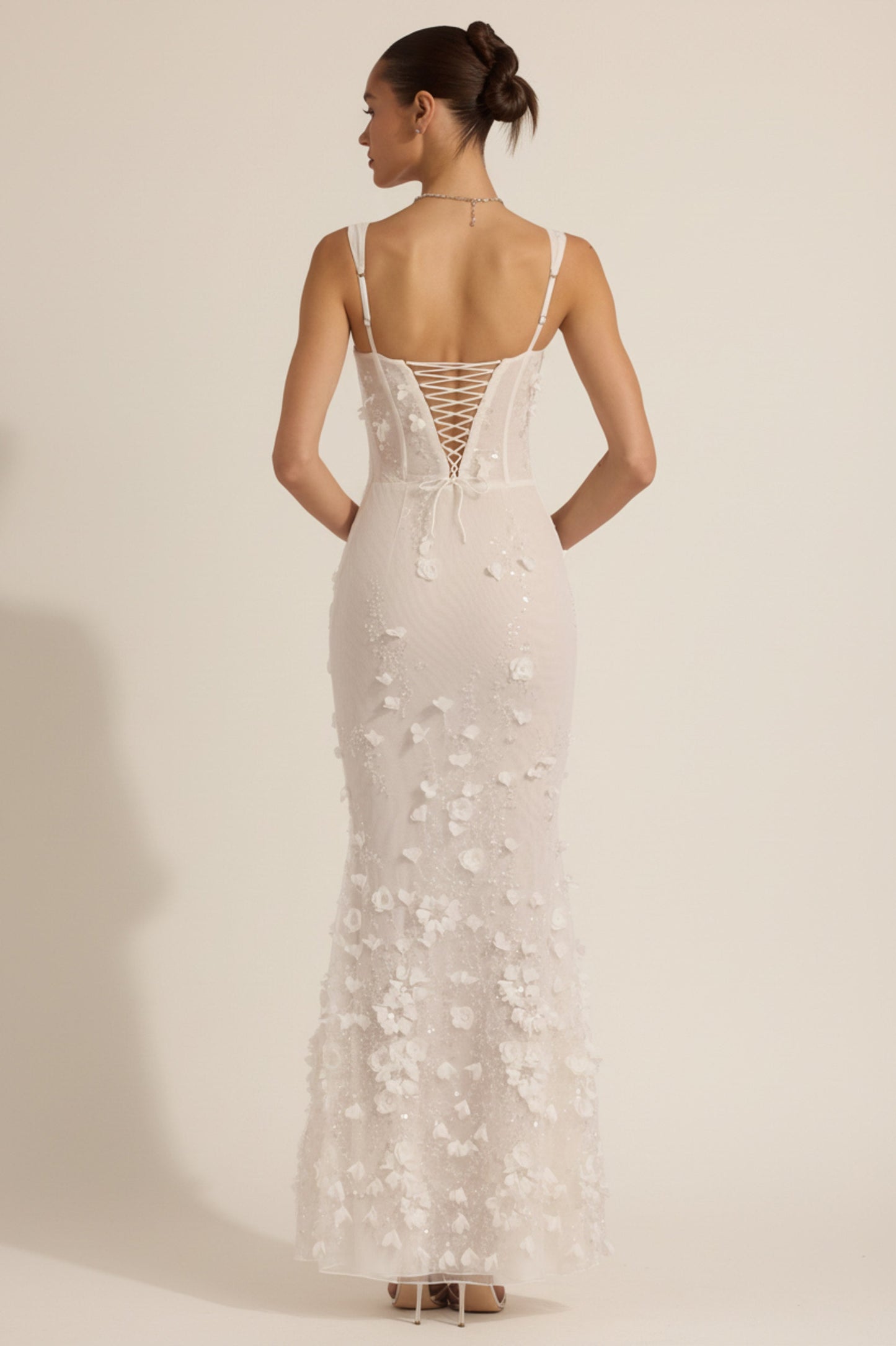 Vashinata Robe de Soirée Corsetée à Appliques - Blanc