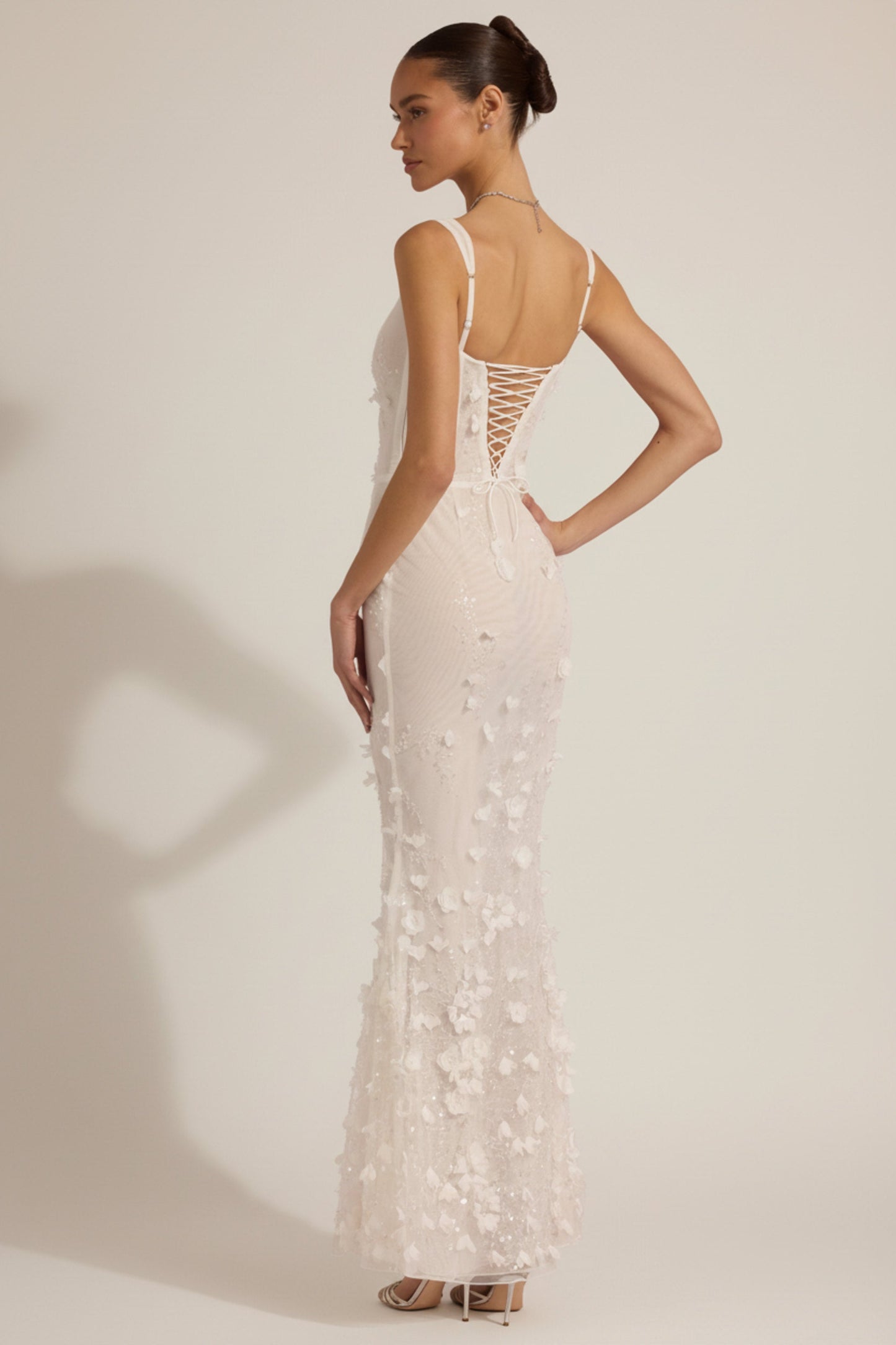 Vashinata Robe de Soirée Corsetée à Appliques - Blanc