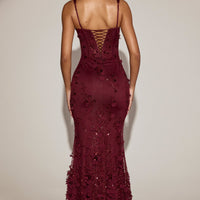 Vashinata Robe de Soirée Corsetée à Appliques - Bordeaux