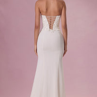Mira Robe Gown Corset Sans Bretelles Ornée - Ivoire