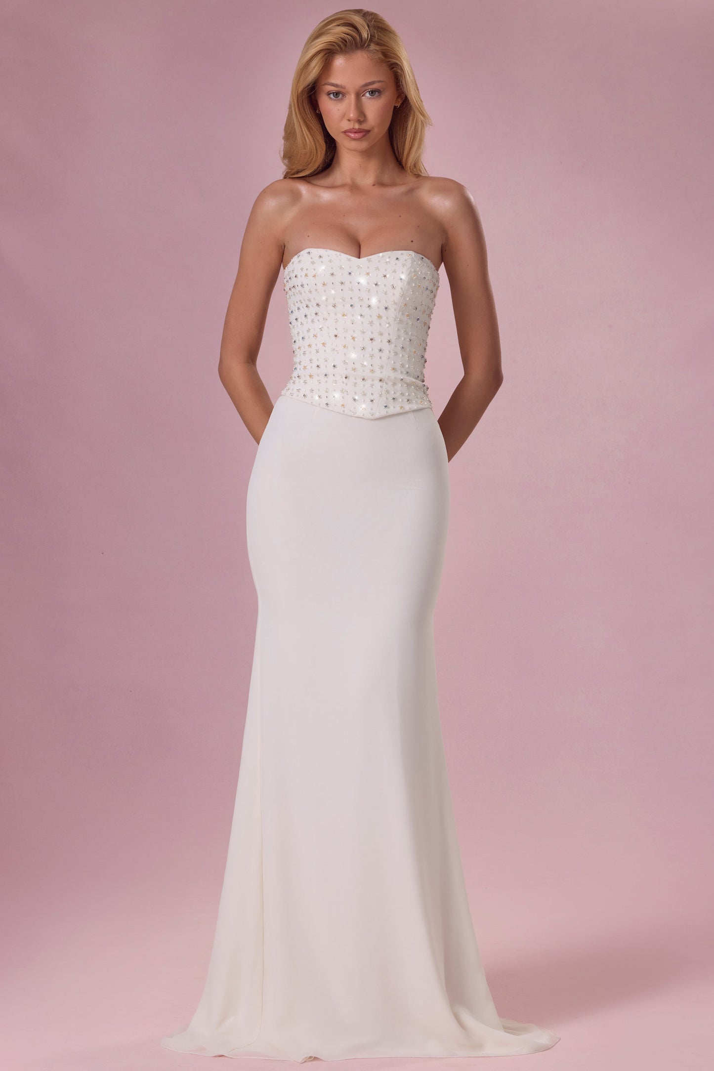 Mira Robe Gown Corset Sans Bretelles Ornée - Ivoire