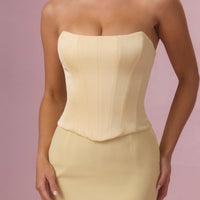 Eliana Robe de Demoiselle d'Honneur Corset en Satin Premium - Jaune Beurre
