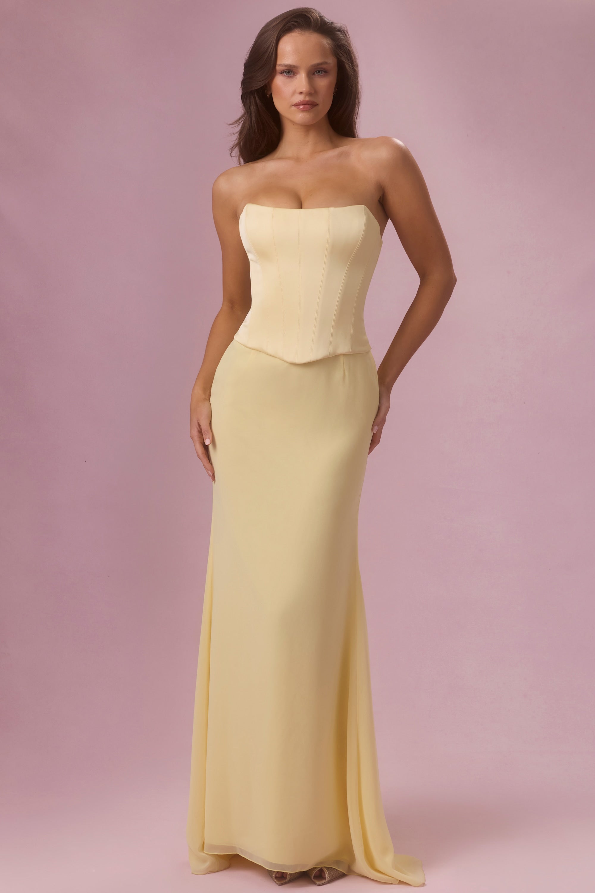 Eliana Robe de Demoiselle d'Honneur Corset en Satin Premium - Jaune Beurre