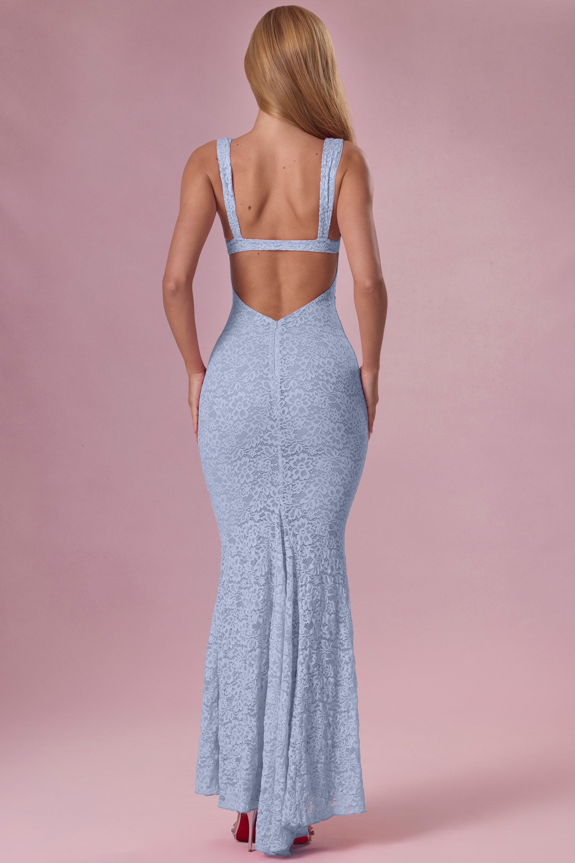 Thalia Robe Gown Col Coeur en Dentelle Premium - Bleu Poudré