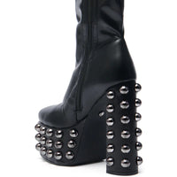 Bottines à plateforme noires cloutées gunmetal
