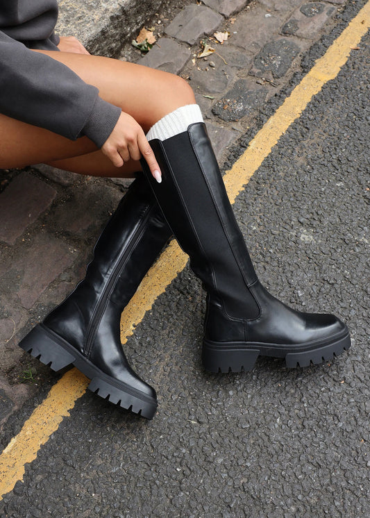 Bottes Montantes 'Aspen' Noires à Semelle Crantée