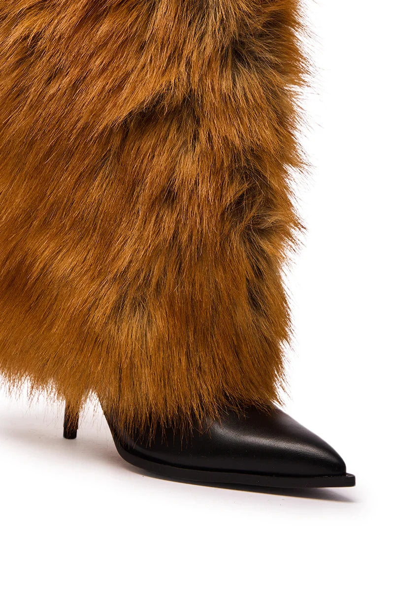 Bottes 'Vixen' à Talon Aiguille, Fausse Fourrure Renard Rouge