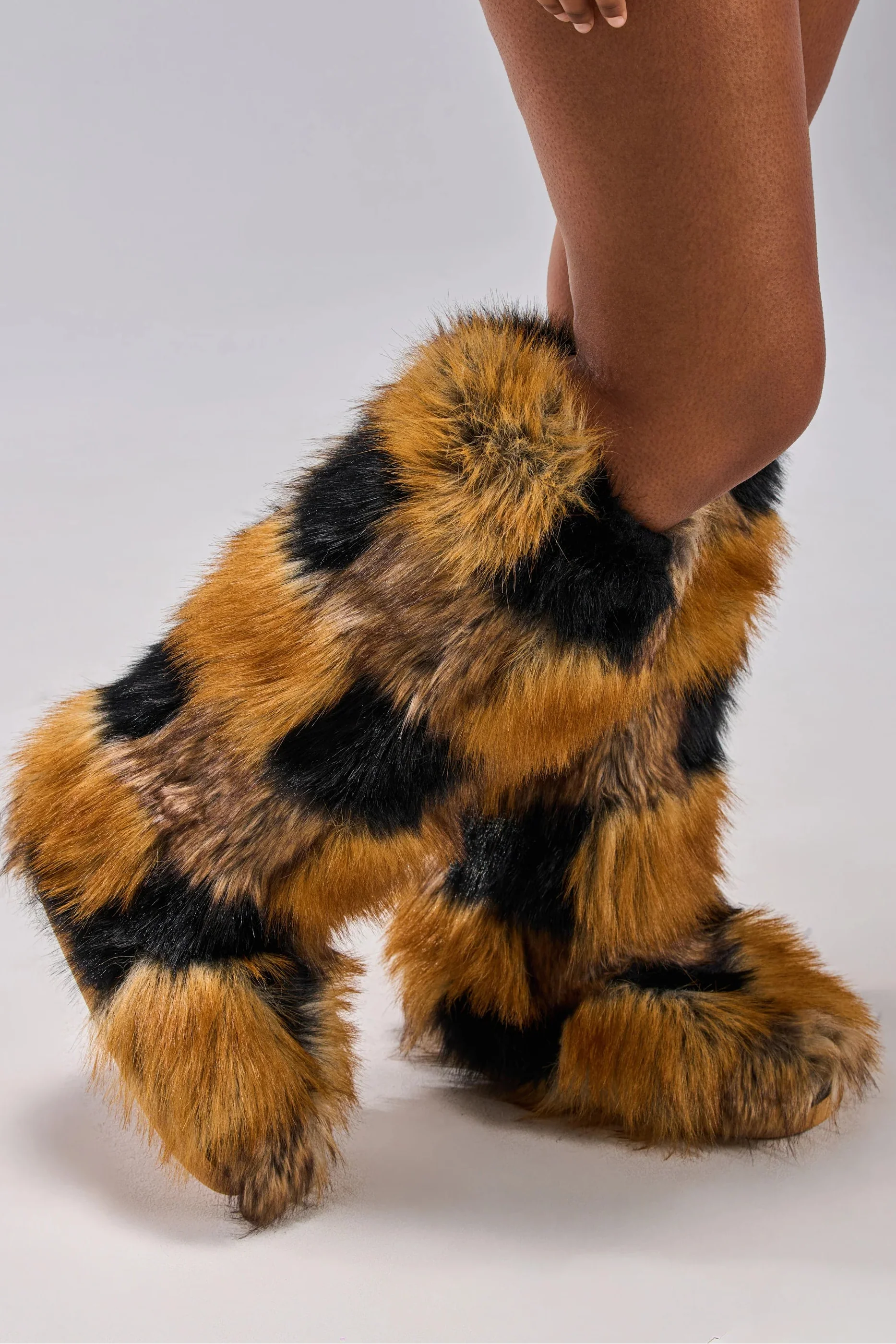 Bottes 'Kaleidoscope' Hautes en Fausse Fourrure Patchwork