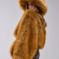 Bob 'Chloe' Oversize en Fausse Fourrure