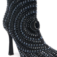 Bottines argentées ornées de strass