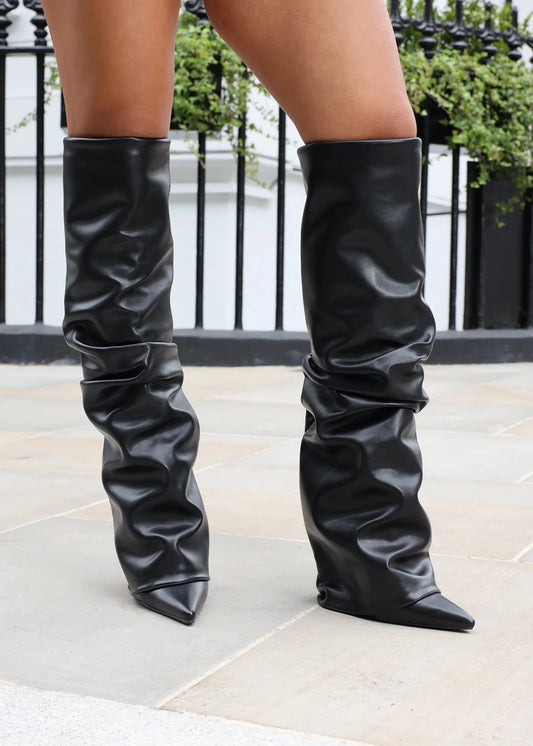 Bottes Noires Plissées à Revers Hauteur Genou