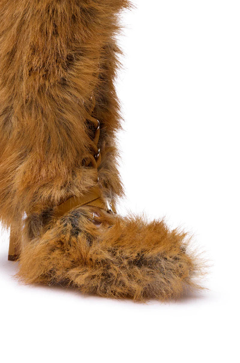Bottes 'Glacier' à Talon Aiguille, Fausse Fourrure Beige Lacée