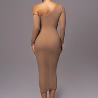 Robe Midi 'Naomi' Beige en Tulle Drapé