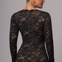 Robe Longue Canada en Dentelle Noire