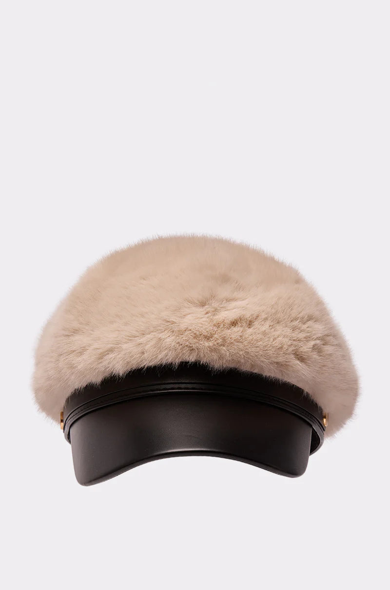 Chapeau 'Uptown' à Bord en Fausse Fourrure