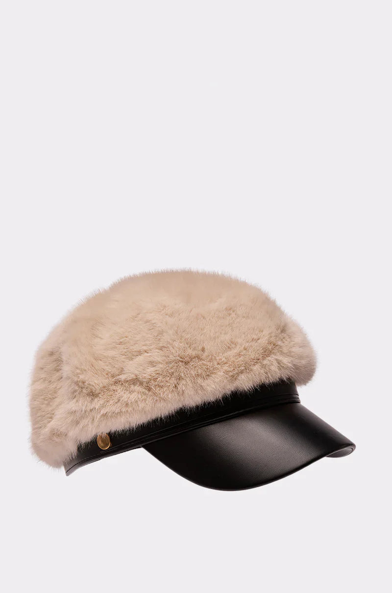 Chapeau 'Uptown' à Bord en Fausse Fourrure