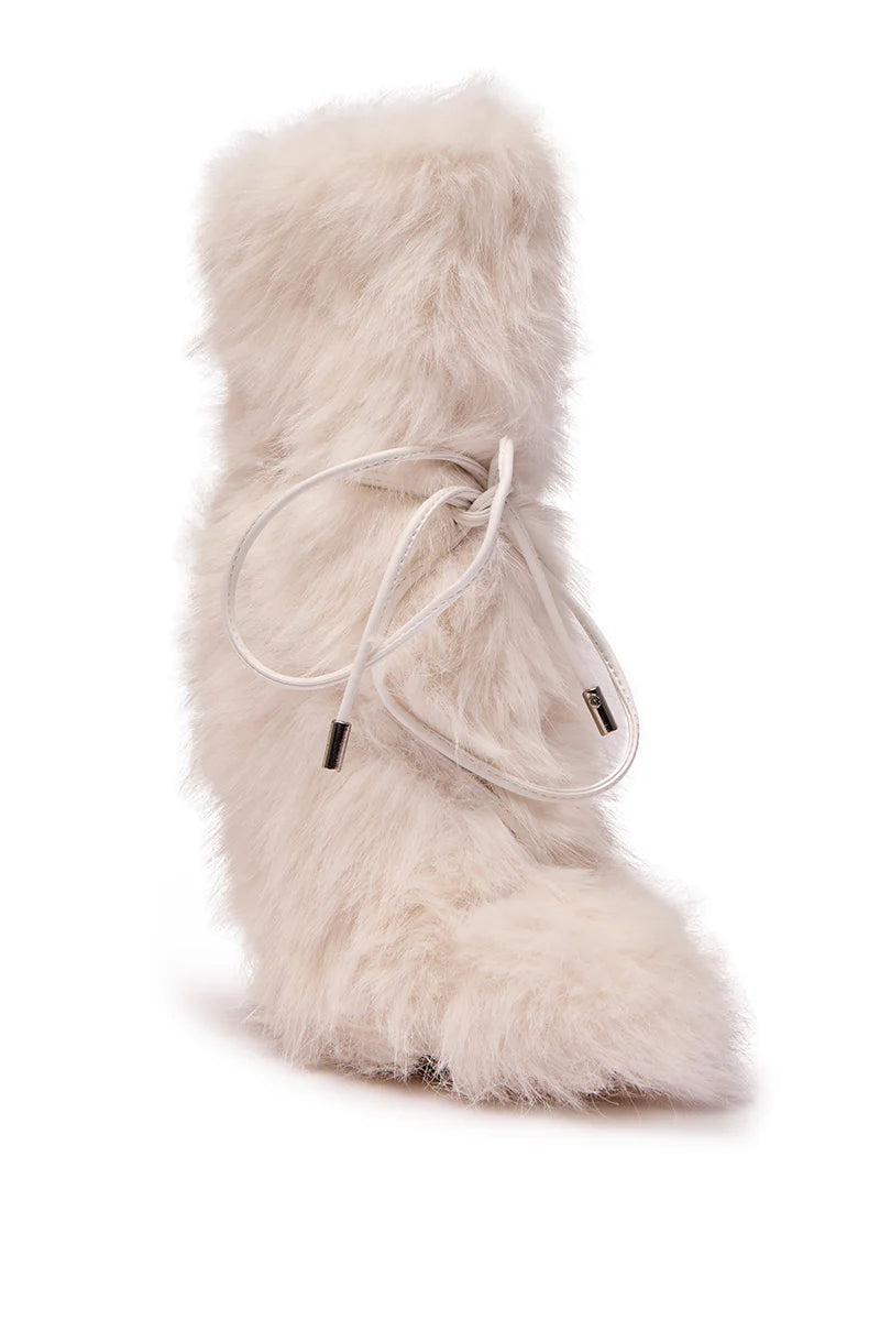 Bottines 'Blanche' à Talon en Fausse Fourrure Ivoire