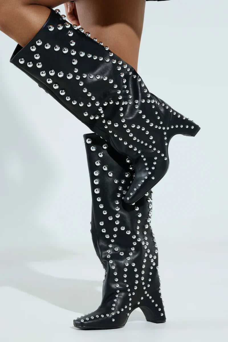 Bottes Noires Cloutées de Luxe