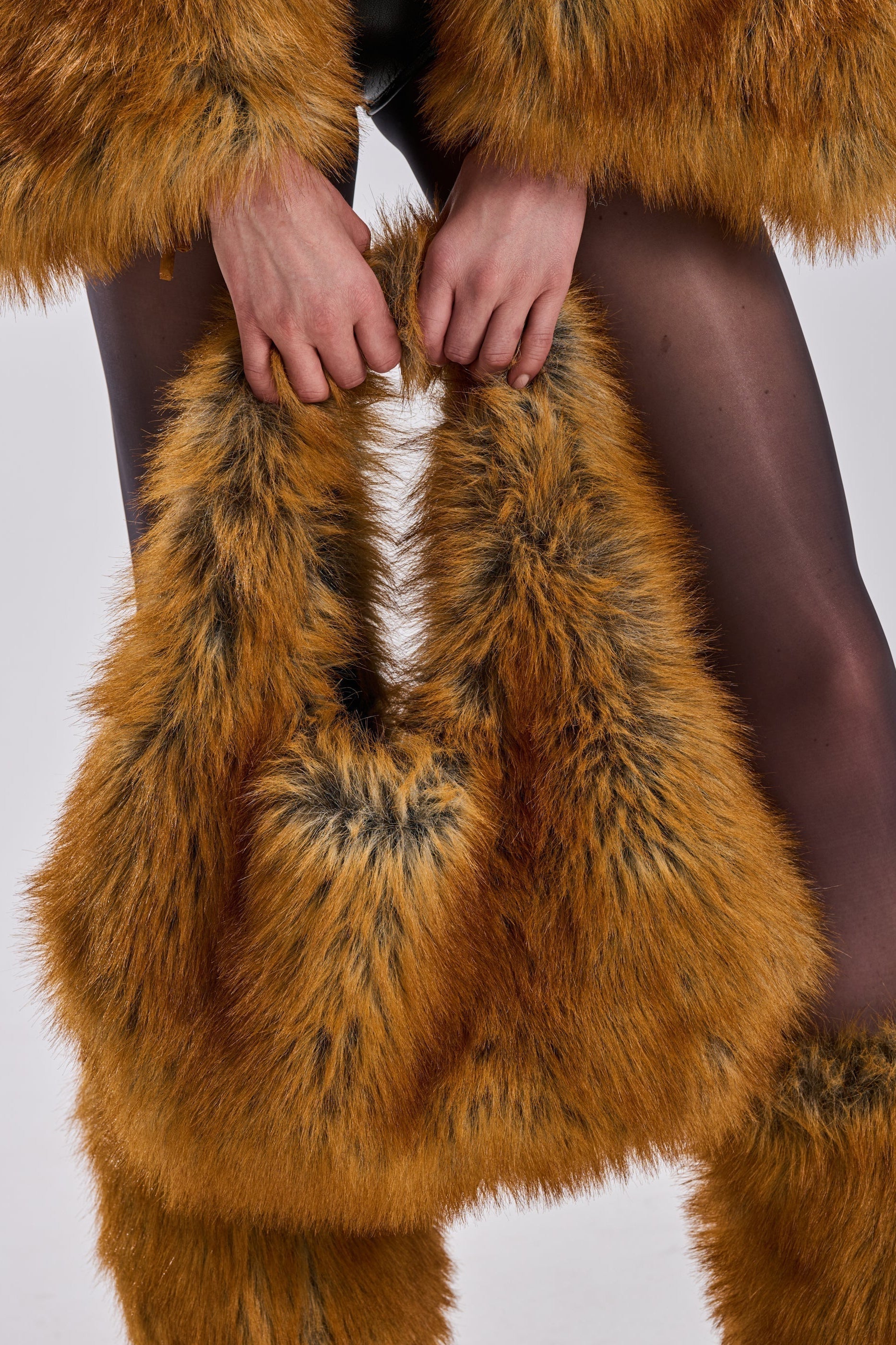 Mini Sac Fourre-Tout 'Mina' en Fausse Fourrure